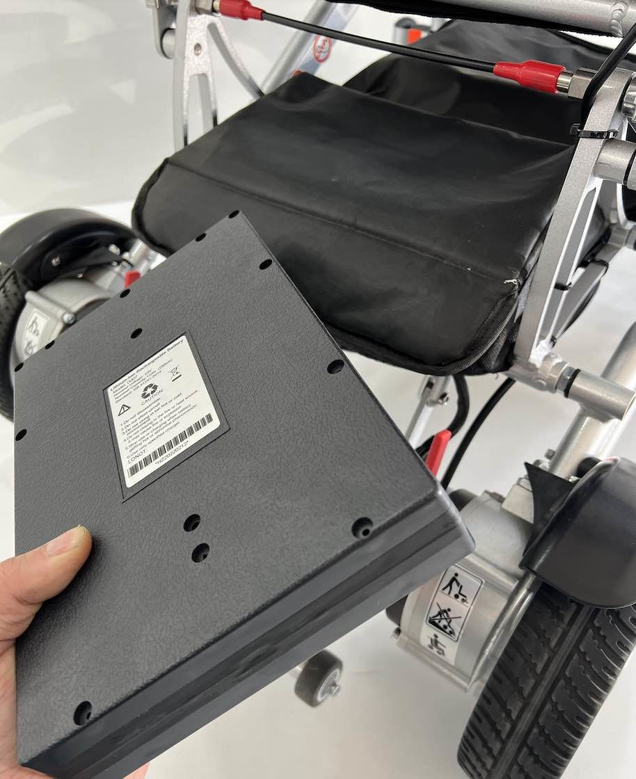 Hafif Elektrikli Tekerlekli Sandalye - 19 KG - Fulmaks 7000