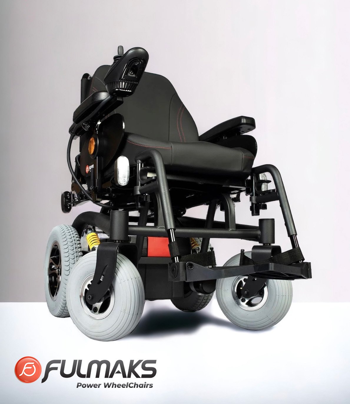 fulmaks-7860-plus-akülü-tekerlekli-sandalye-farlı